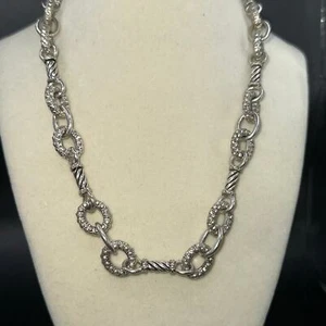 Chunky Silver Tone Chain Necklace 18" Statement Piece Casual Costume Jewelry - Picture 1 of 7