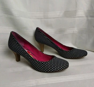 Tacones de salón KENSIE GIRL talla 11 azul marino con lunares blancos tacones de 2 1/2" nuevos con etiquetas Foto 1 de 4