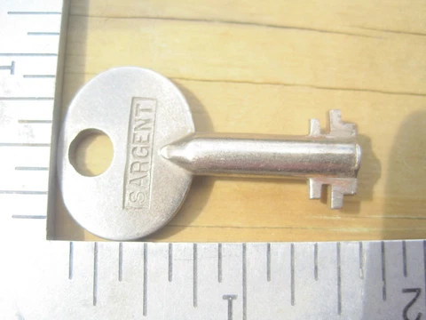 SARGENT  pad lock Lock signed key # 3R35  barrel Cover