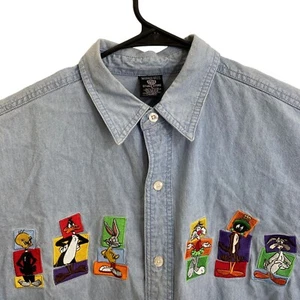 Looney Tunes Warner Bros Denim Shirt Men's Size M Blue Embroidered Bugs Tweety - Picture 1 of 6