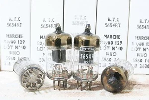 Match1 Par NUEVO DE LOTE ANTIGUO militar Mullard 5654/6AK5 AGUJERO NEGRO tubo Little Dot - Imagen 1 de 1