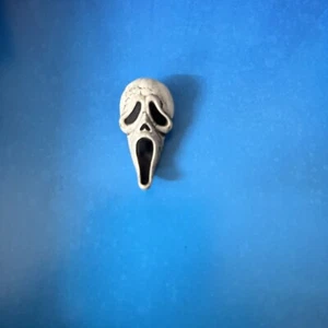 Neca Face White Mask Zombie Only Fodder 7” Scale Scream Ghostface Inferno - Picture 1 of 4