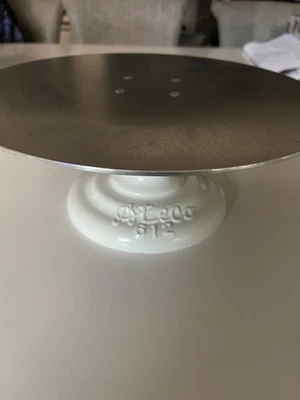 Vtg Ateco 612 Cake Decorating Stand, 12" Aluminum Top Cast Iron Base EUC - Image 1 of 4