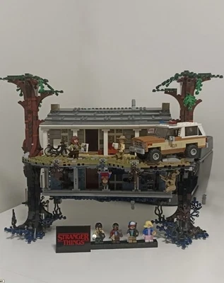 Nuovo Replica Lego 75810 STRANGER THINGS SOTTOSOPRA - UPSIDE DOWN  - Image 1 of 4