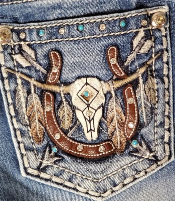 Pantalones de mezclilla Miss Me tiro medio acampanados Longhorn turquesa plumas de herradura estrás 27 Foto 1 de 4