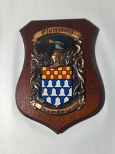 VINTAGE WOOD PLAQUE FLEMMING FAMILY COAT OF ARMS CREST HOUSE NAMES MADE IRELAND
