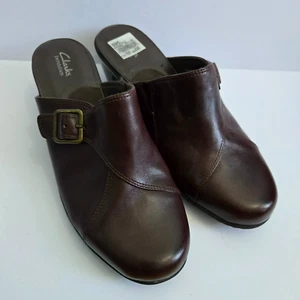 Clarks Bendables 8.5 W Leather Clogs Mules Womens Brown Leather Slip On Heeled - Picture 1 of 8