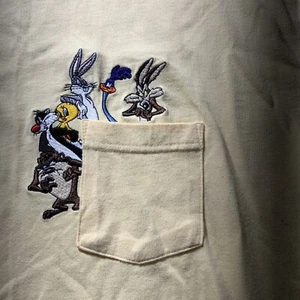 T-shirt vintage Warner Bros Studio Store gialla LG Taz Bugs tasca coniglietto - Foto 1 di 8