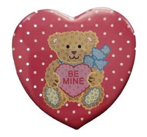 PIN BOTÓN SANGAMÓN San Valentín Vintage CORAZÓN Be Mine OSO AÑOS 80 - Imagen 1 de 3