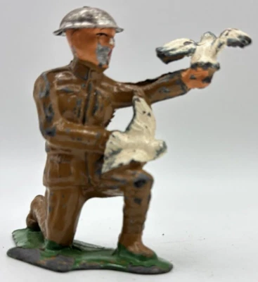 BARCLAY B66 СВИНЦОВЫЙ СОЛДАТ ГОЛУБЬ ДИСПЕТЧЕР - Изображение 1 из 3