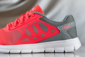 FILA FACTION TN shoes for girls NEW & AUTHENTIC, size (YOUTH) 5 - Bild 1 von 7