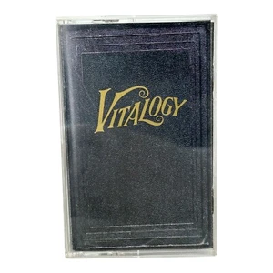 Pearl Jam Vitalogy Cassette Tape Dec 1994  Epic Grunge Metal Rock Seatle Vintage - Picture 1 of 2