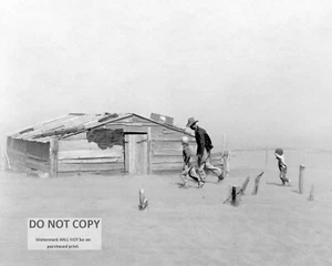 FARMER & SONS WALKING IN THE FACE OF A DUST STORM - 8X10 HISTORIC PHOTO (AZ-077) - Picture 1 of 1