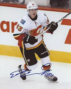 Sam Bennett Signed 8x10 Photo Calgary Flames Autographed COA - Picture 1 of 1