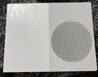 Solo sistema de consola doméstica Microsoft Xbox One S 500 GB - blanco Foto 1 de 4