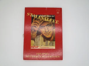 STALINALLEE - EIN SPIEL AUF EHRE UND GEWISSEN VON KMB - Bild 1 von 2