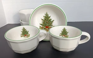 Christmas Heritage by Pfaltzgraff 2 Flat Coffee/Tee Cups and 3 Soup Bowls - Picture 1 of 20