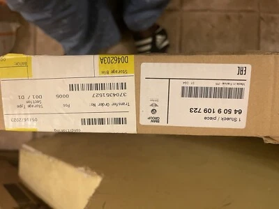 Radiador BMW 535i xDrive nuevo; caja sin abrir Foto 1 de 4