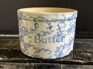 Vaso de mantequilla de esponja azul del siglo XIX antiguo esmaltado con sal - Imagen 1 de 11
