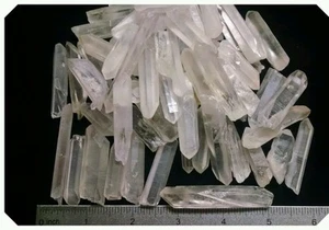 1/2 Pfund natürliche grobe kleine feine Quarz Kristall Punkte 40-90 Steine Probe Edelsteine - Bild 1 von 2