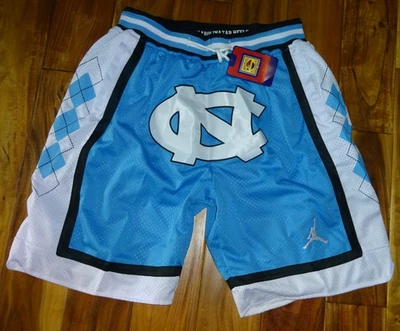 PANTALONES CORTOS DE BALONCESTO JUST DON NORTH CAROLINA Tar Heels Jordan Jumpman talla 2XL...NUEVOS CON ETIQUETAS Foto 1 de 4