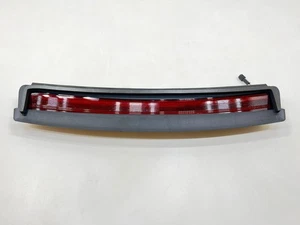 2017-2023 TESLA MODEL 3 REAR CENTER 3RD STOP BRAKE LIGHT LED LAMP OEM 107740500F - Foto 1 di 11