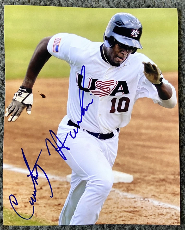 Foto de beisebol 8x10 autografada por novato Courtney Hawkins - GARANTIA PSA/JSA - Imagem 1 de 1