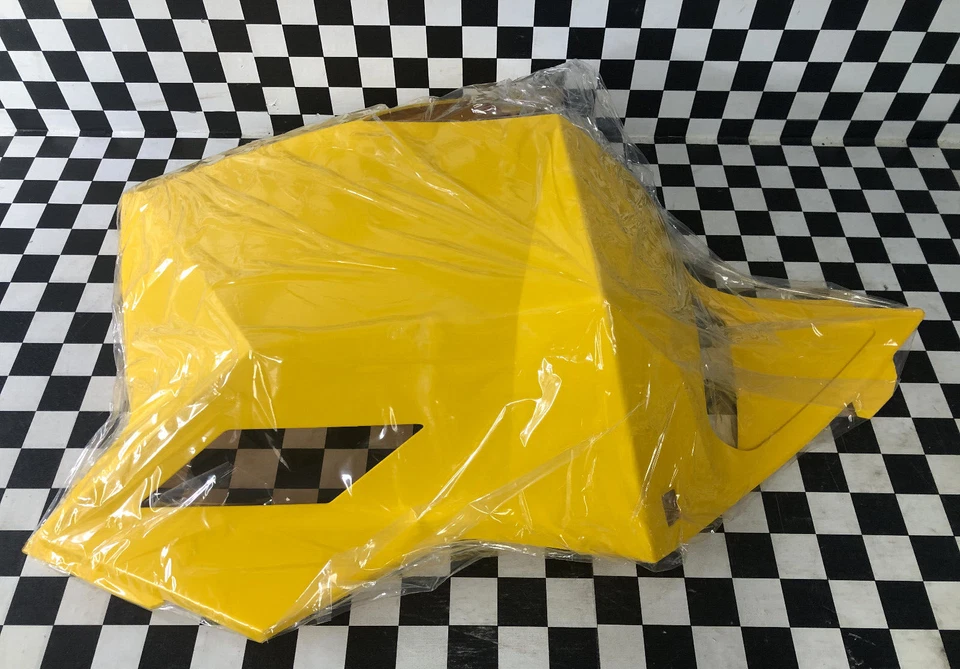 Ski-Doo MXZ Renegade Sport XP 500SS 600 800 2008-2018 FABRICANTE DE EQUIPOS ORIGINALES PANEL DERECHO AMARILLO EMP Foto 1 de 4