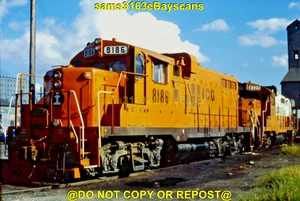 ORIGINAL SLIDE ILLINOIS CENTRAL GULF RR 8186 COUNCIL BLUFFS 1979 - Picture 1 of 1