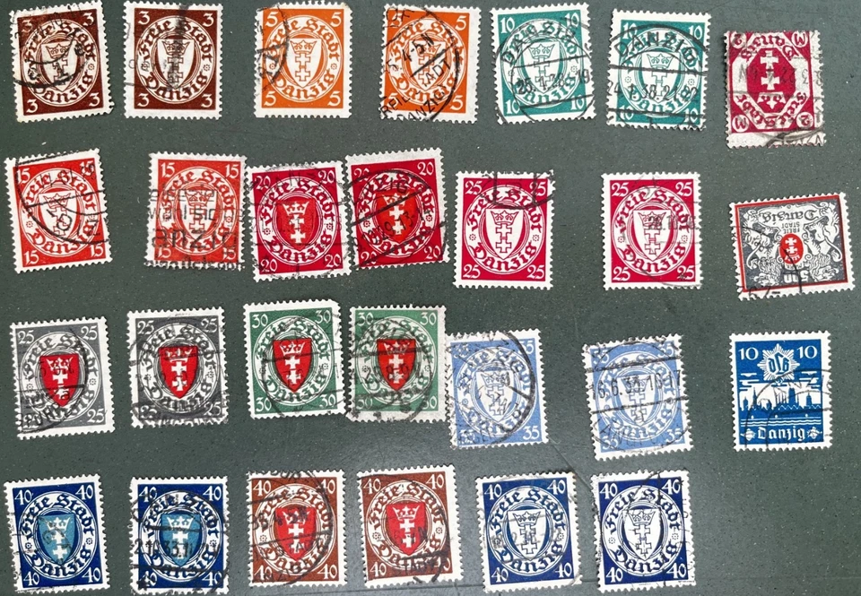 Germany - Danzig 1924 Arms collection - cat   £100 - Image 1 of 1