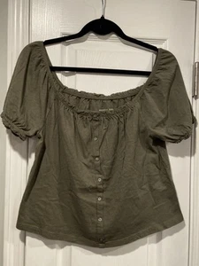 NWOT American Eagle Size S Army Green Scoop Neck Puff Sleeve Button Peasant Top - Picture 1 of 9