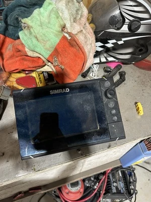 SIMRAD CRUISE 7 FISH FINDER CHARTPLOTTER BOAT RADAR GPS SONAR HEAD UNIT DISPLAY - Image 1 of 3