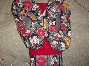 Bowling Schuhüberzieher mit Handtuch Betty Boop Motiv - Bild 1 von 4