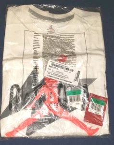Nike Air Jordan Retro 1991 Vault Tee  Logo Infrared T-shirt XL NEW With Tags  - Picture 1 of 2