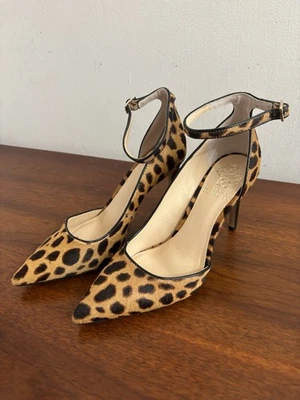 Zapatos de tacón alto Vince Camuto Marbella para mujer 8,5 M Lux estampado de leopardo Foto 1 de 4