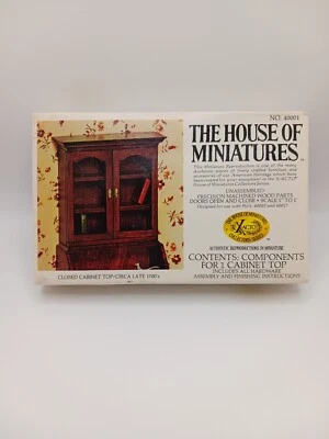 House of Miniatures 1977 套件 #40001 1:12 封闭柜顶约 18 世纪末 — 第 1/3 张图片