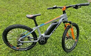 CUBE E-BIKE Kinder Bosch Motor Fahrrad - Bild 1 von 23
