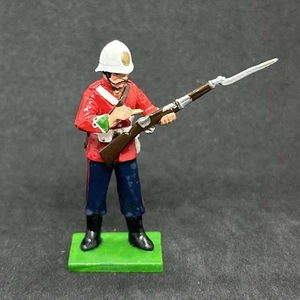 Trofeo de Gales Mano a Mano Guerra Zulú 24º Regimiento Soldado Cargando - Imagen 1 de 5