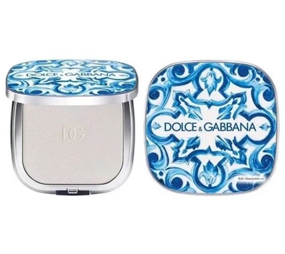 New DOLCE & GABBANA Solar Glow Bare Skin Beautifier ~ Universal Blurring Powder  - Image 1 of 4