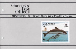 WWF World Wide Fund for Nature GB Guernsey Presentation Pack 1990 (98377) - Picture 1 of 2