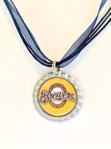 BASEBALL FANS!! Milwaukee BREWERS Baseball Necklace - Picture 1 of 1
