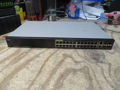 Conmutador de red administrado Cisco SG300-28MP 28 puertos Gigabit PoE SG350-28MP Foto 1 de 4