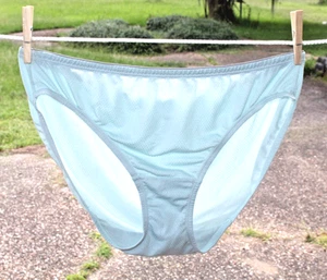 VINTAGE FRUIT OF TH LOOM BLUE SHINY EXERCISE POLYESTER GRANNY PANTIES SISSY SZ 9 - Picture 1 of 14