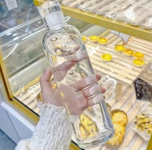 Clear Design Anti-slip Sport Water Bottle With Time Scale 750ml Plastic Bottle - Picture 1 of 3