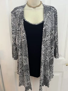 Blusa Dress Barn para mujer talla grande 1X blanco y negro brillante diseño abstracto - Imagen 1 de 5