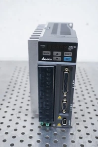 Delta servoazionamento AC ASD-B2-0721-B - Foto 1 di 9