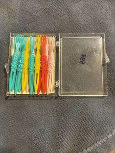 14 Vintage Cocktail Party Plastic Pick Forks Charcuterie Hors d’oeuvres - Picture 1 of 5