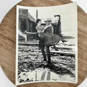 Vintage MGM Movie Studios Press Release Photograph 8x10 - Picture 1 of 7