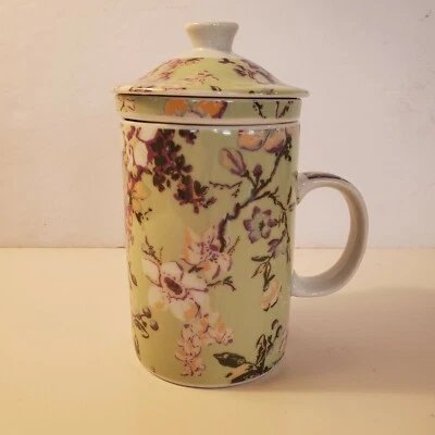 World Market Tea Infuser Lidded Cup Mug Floral Design Ceramic EUC  - Image 1 of 4