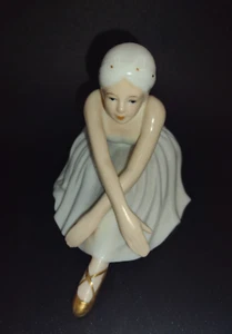 MONTI PIERO BALLERINA PORZELLAN WEISS Designed in Spain  - Bild 1 von 6